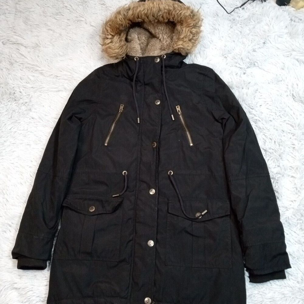 Aeropostale Jacket Womens M Black Hood Faux Fur Trim Cozy Comfort‎ Soft Zip Up